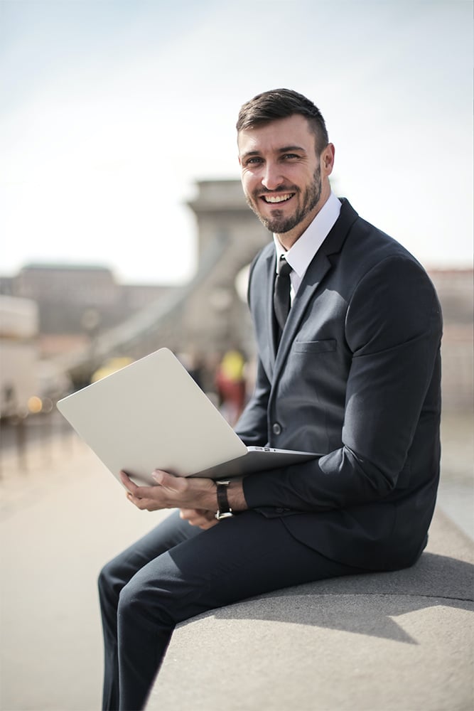 Ragazzo candidato a lavorare con MUTUIcasa